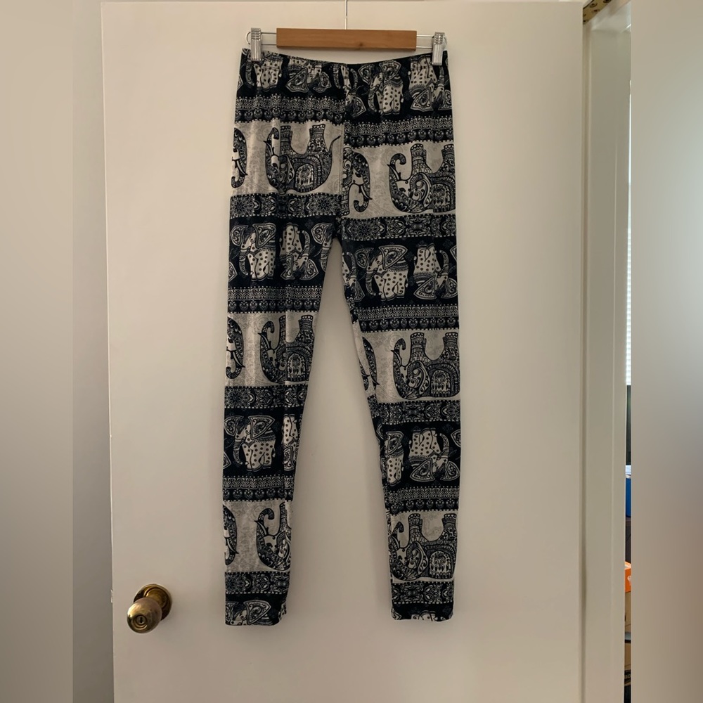 Elephant print leggings